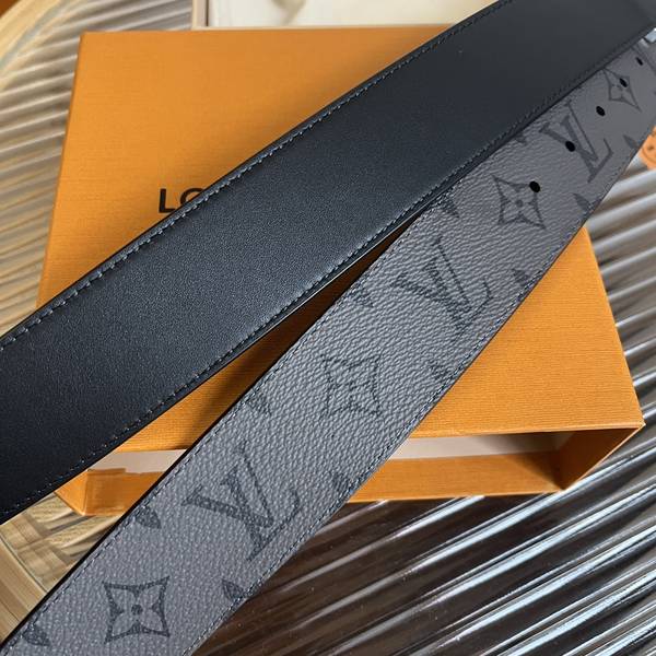 Louis Vuitton 40MM Belt LVB00364